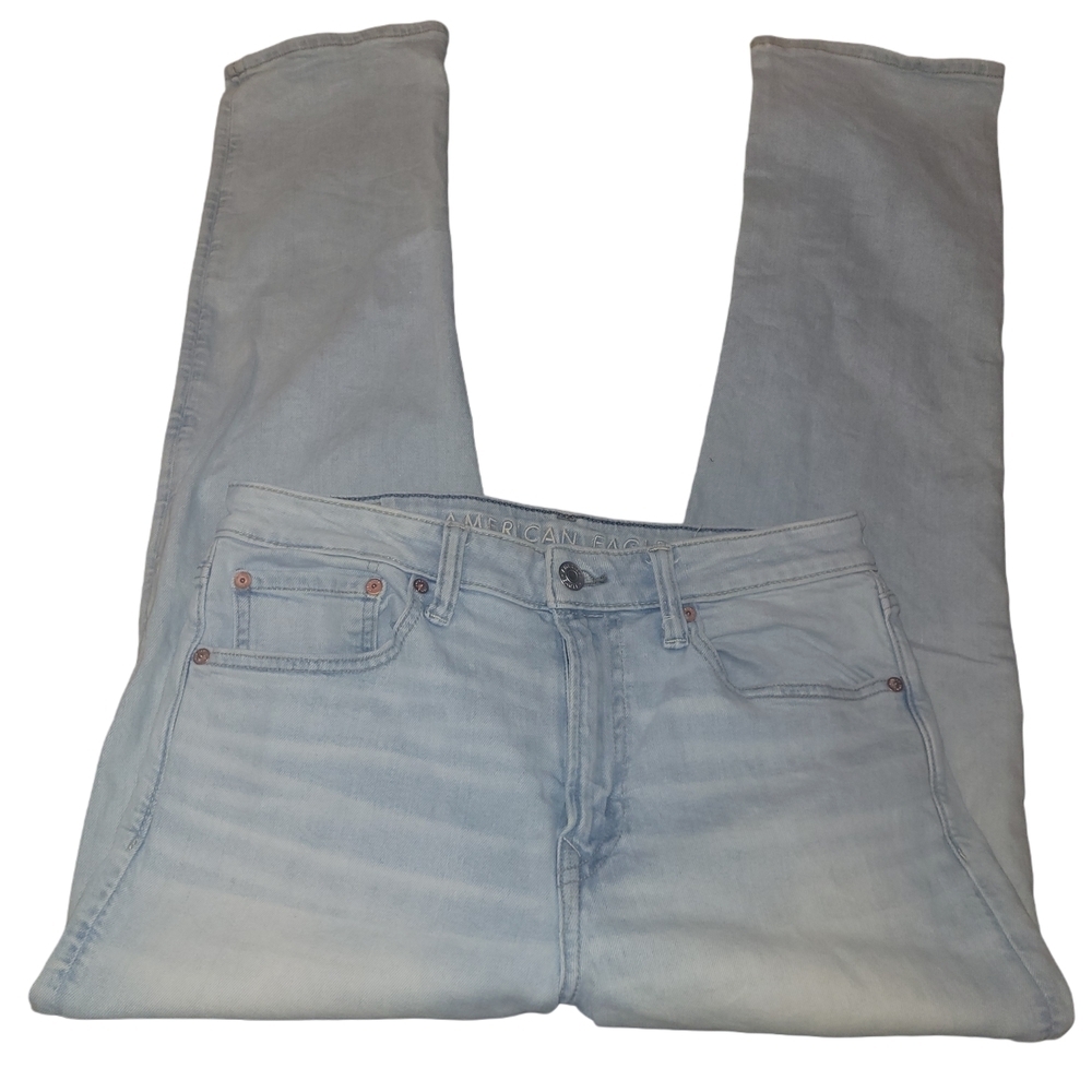 American Eagle Outfitters Men's Light Blue Jeans Size 32